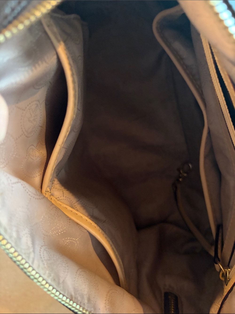 Michael Kors Brown Logo Shoulder Bag with Tan Handles - Picture 3 of 6